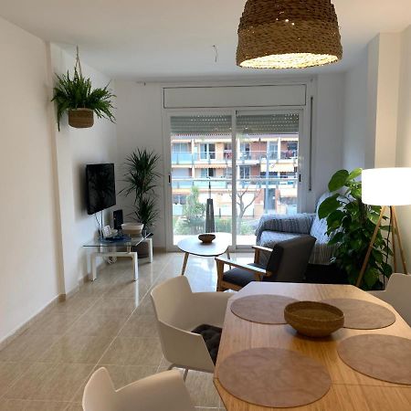 Acogedor Apartamento Con Piscina En Vilafortuny, กัมบริลส์ ภายนอก รูปภาพ
