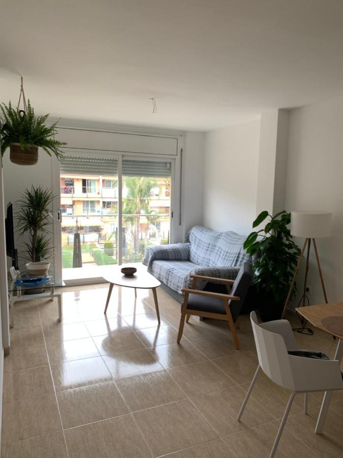 Acogedor Apartamento Con Piscina En Vilafortuny, กัมบริลส์ ภายนอก รูปภาพ