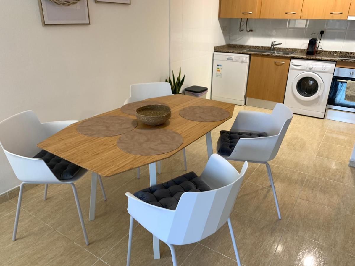 Acogedor Apartamento Con Piscina En Vilafortuny, กัมบริลส์ ภายนอก รูปภาพ